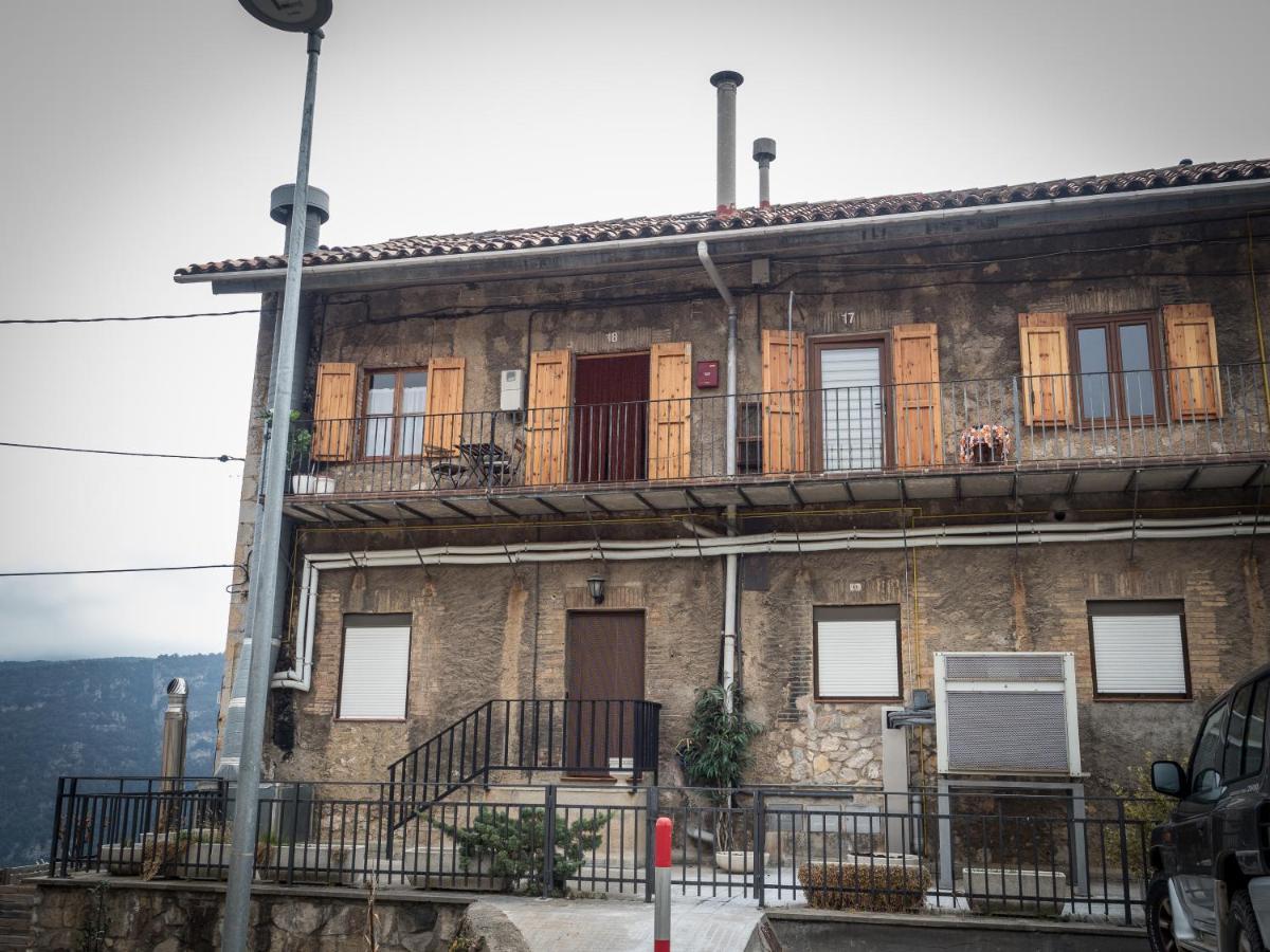 Acogedor Apartamento Entre Montanas Sant Corneli Exteriér fotografie